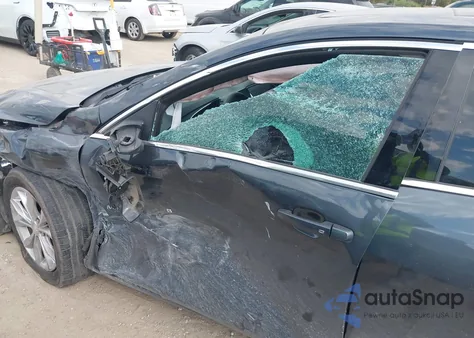 2021 Chevrolet Malibu Fwd Lt from USA, damaged, VIN 1G1ZD5STXMF026939